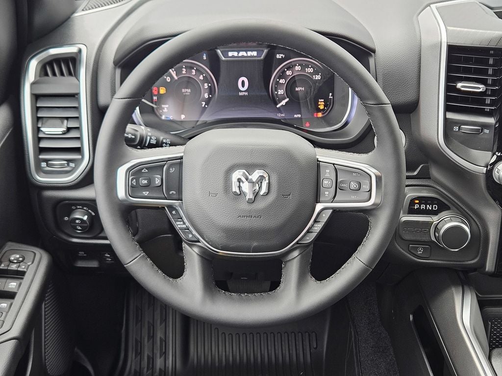 2026 RAM Ram 1500 RAM 1500 LONE STAR CREW CAB 4X2 5'7' BOX