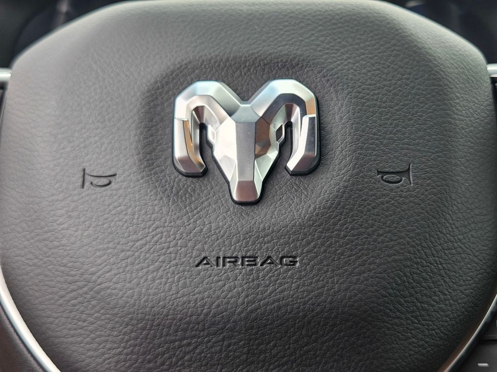 2026 RAM Ram 1500 RAM 1500 LONE STAR CREW CAB 4X2 5'7' BOX