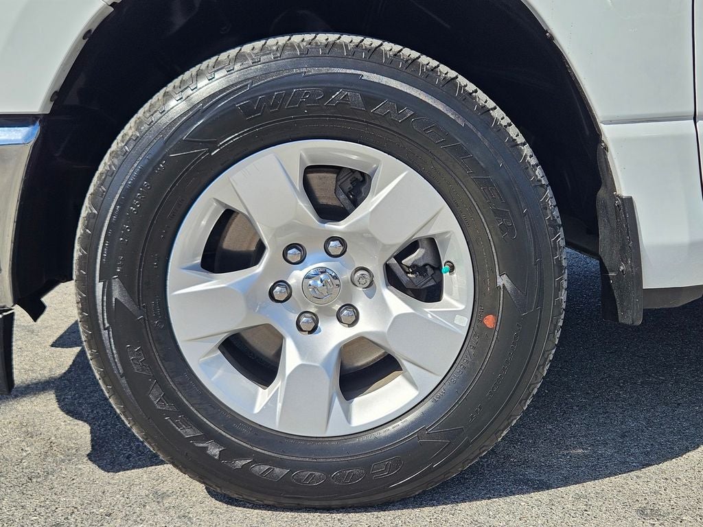 2023 RAM 1500 Lone Star Crew Cab 4x2 5'7' Box