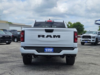 2026 RAM Ram 1500 RAM 1500 LONE STAR CREW CAB 4X2 5'7' BOX