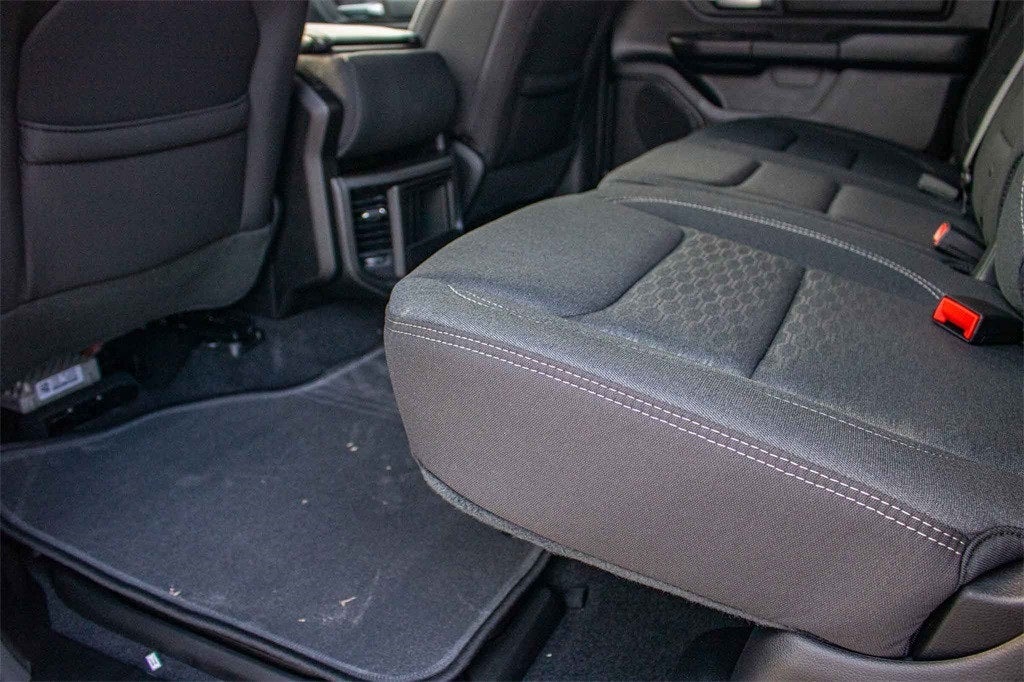 2026 RAM Ram 1500 RAM 1500 TRADESMAN CREW CAB 4X2 5'7' BOX