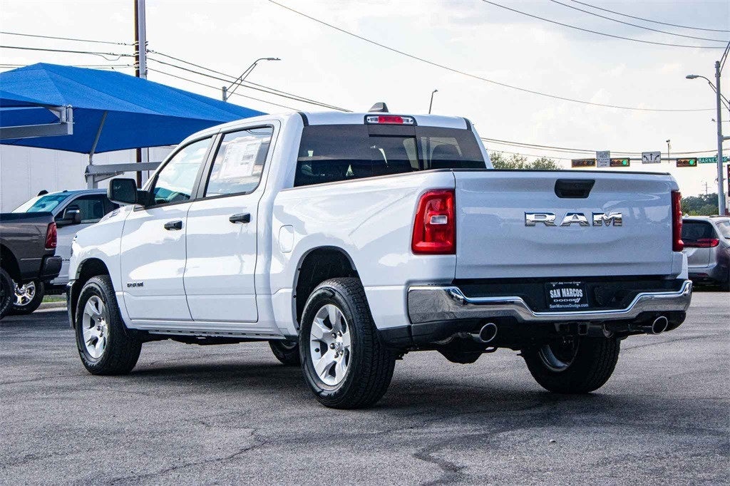 2026 RAM Ram 1500 RAM 1500 TRADESMAN CREW CAB 4X2 5'7' BOX