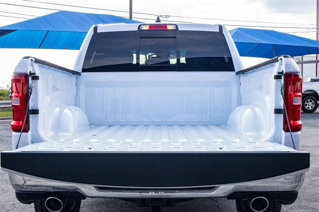 2026 RAM Ram 1500 RAM 1500 TRADESMAN CREW CAB 4X2 5'7' BOX