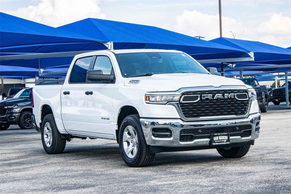 2026 RAM Ram 1500 RAM 1500 TRADESMAN CREW CAB 4X2 5'7' BOX