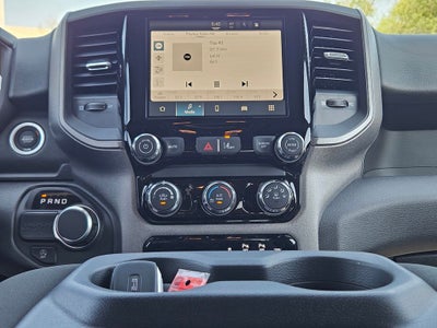 2026 RAM Ram 1500 RAM 1500 TRADESMAN CREW CAB 4X2 5'7' BOX