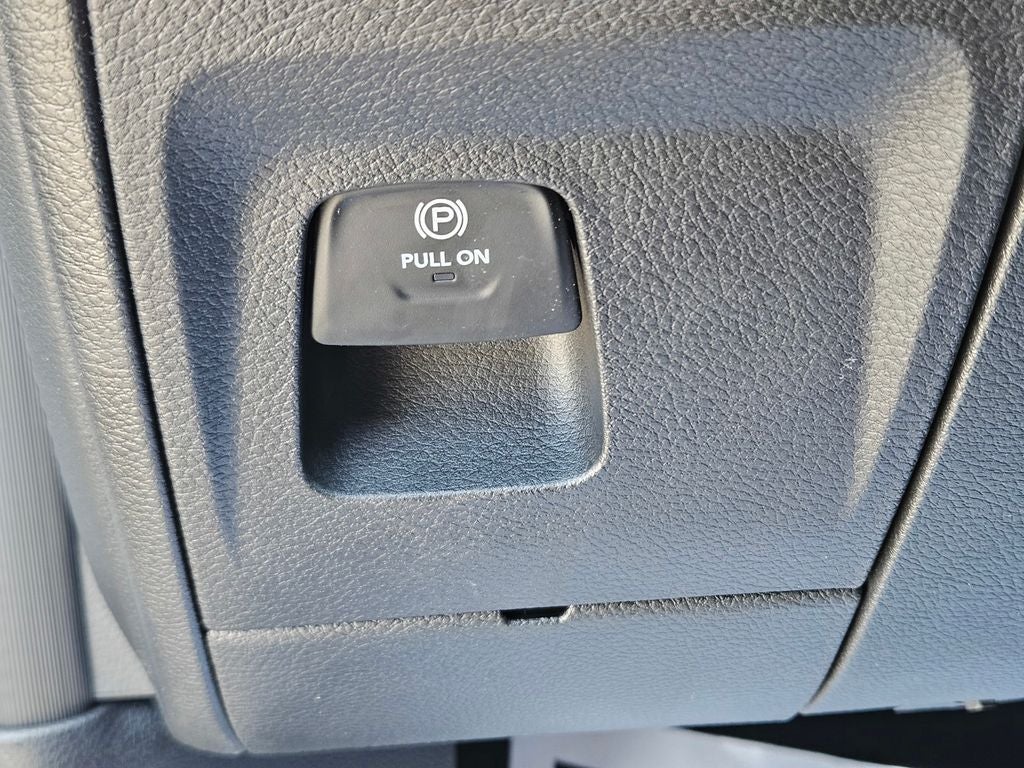 2026 RAM Ram 1500 RAM 1500 TRADESMAN CREW CAB 4X2 5'7' BOX