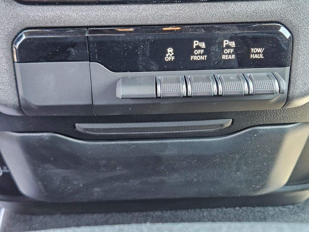 2026 RAM Ram 1500 RAM 1500 TRADESMAN CREW CAB 4X2 5'7' BOX