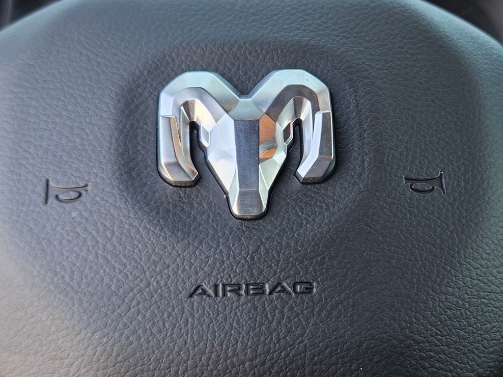 2026 RAM Ram 1500 RAM 1500 TRADESMAN CREW CAB 4X2 5'7' BOX