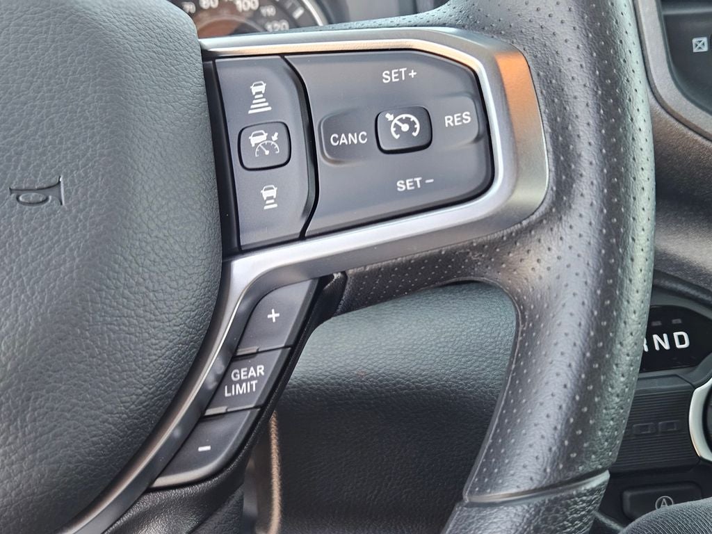 2026 RAM Ram 1500 RAM 1500 TRADESMAN CREW CAB 4X2 5'7' BOX