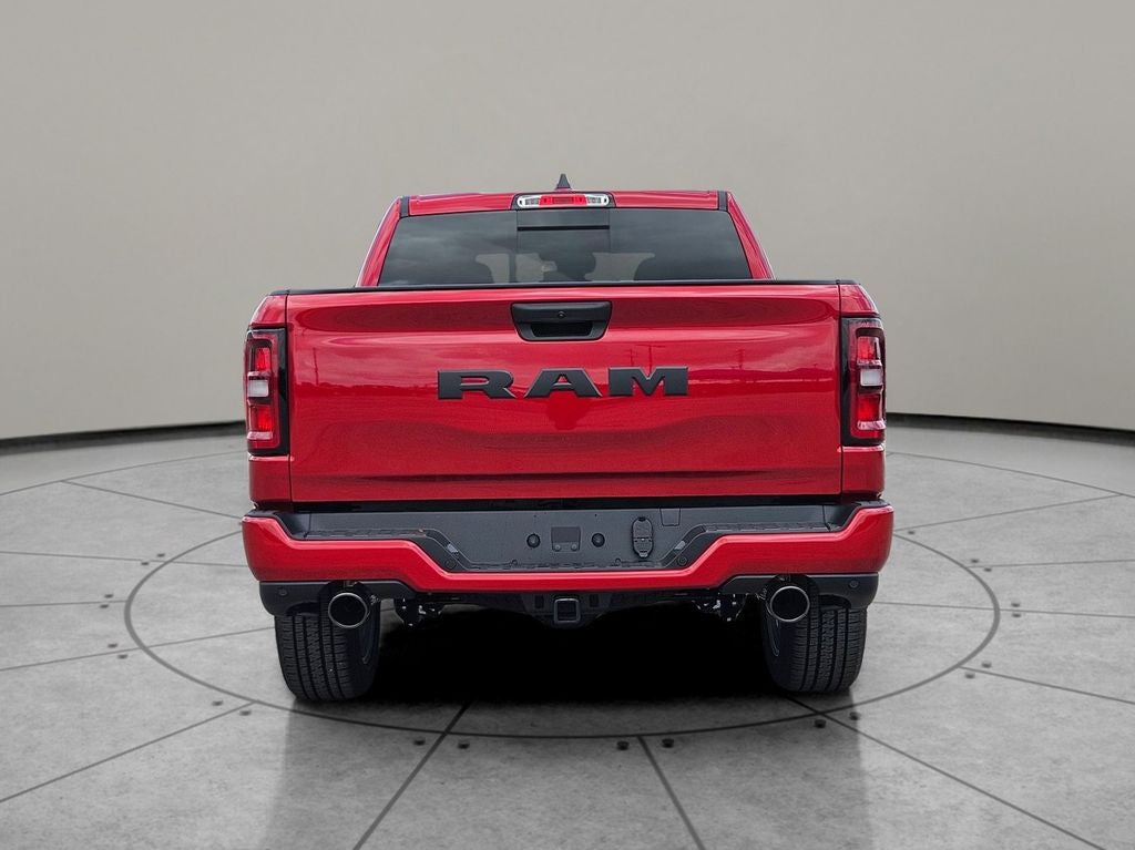 2026 RAM Ram 1500 RAM 1500 EXPRESS CREW CAB 4X2 5'7' BOX
