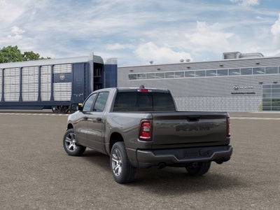 2026 RAM 1500 RAM 1500 EXPRESS CREW CAB 4X2 5'7' BOX