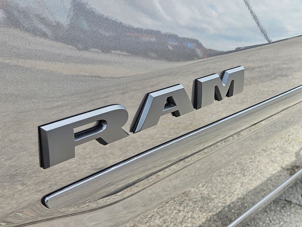 2026 RAM Ram 1500 RAM 1500 EXPRESS CREW CAB 4X2 5'7' BOX