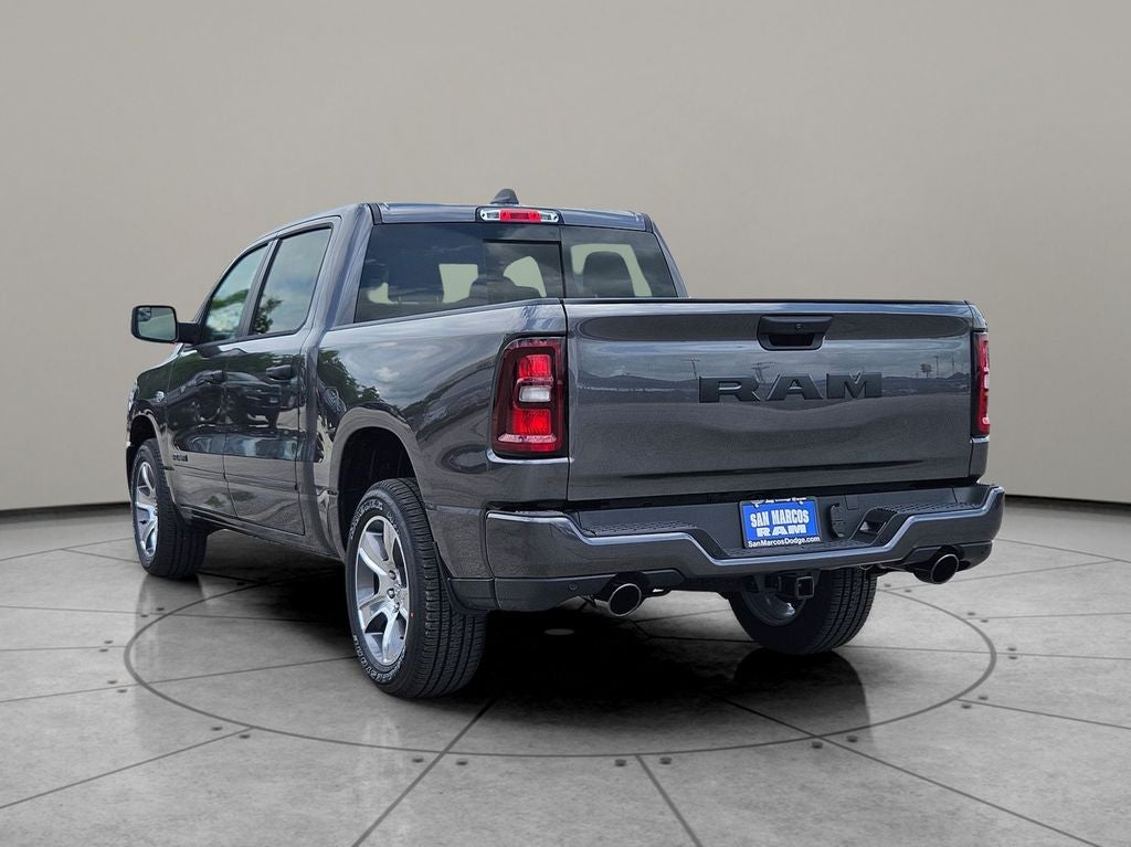 2026 RAM Ram 1500 RAM 1500 EXPRESS CREW CAB 4X2 5'7' BOX