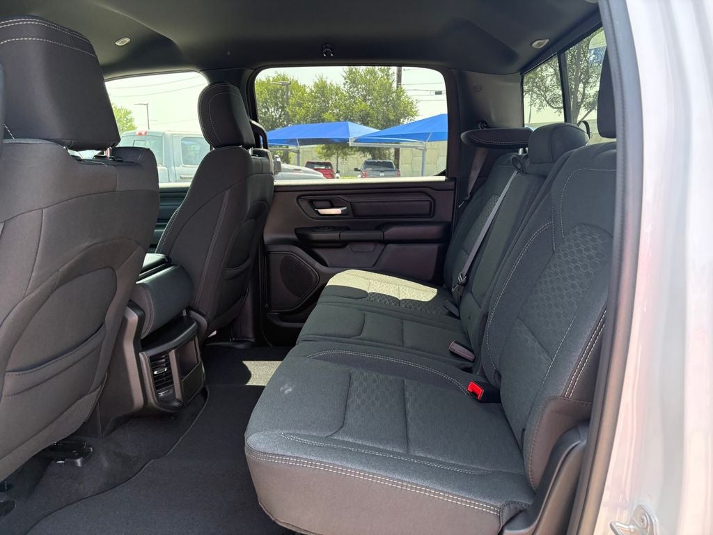 2026 RAM Ram 1500 RAM 1500 EXPRESS CREW CAB 4X2 5'7' BOX