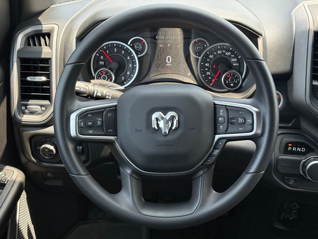 2026 RAM Ram 1500 RAM 1500 EXPRESS CREW CAB 4X2 5'7' BOX