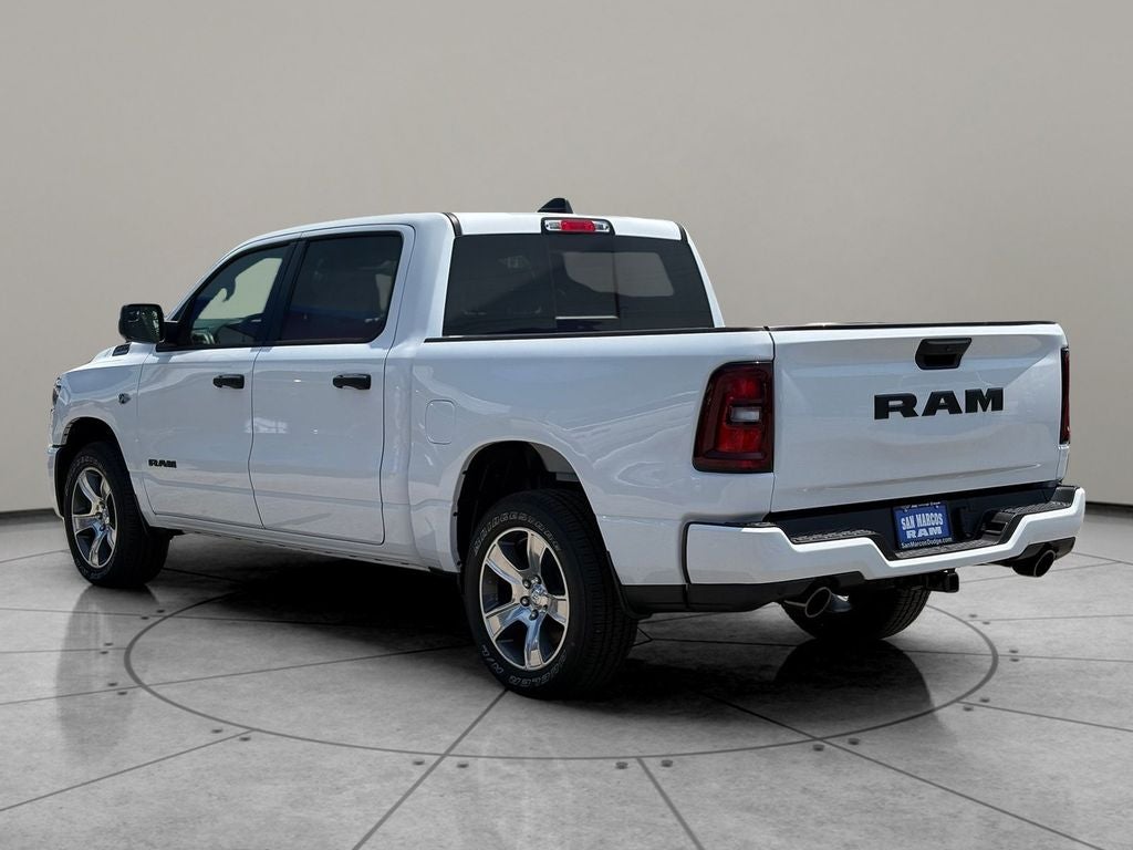 2026 RAM Ram 1500 RAM 1500 EXPRESS CREW CAB 4X2 5'7' BOX