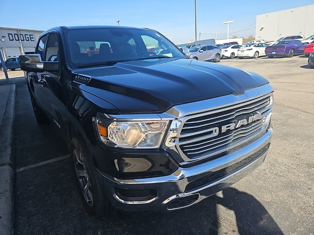 2024 RAM 1500 Laramie Crew Cab 4x2 5'7' Box