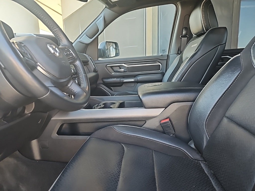 2024 RAM 1500 Laramie Crew Cab 4x2 5'7' Box