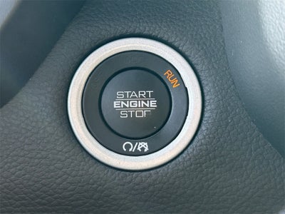 2022 RAM 1500 Laramie Crew Cab 4x2 5'7' Box