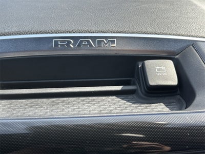 2022 RAM 1500 Laramie Crew Cab 4x2 5'7' Box