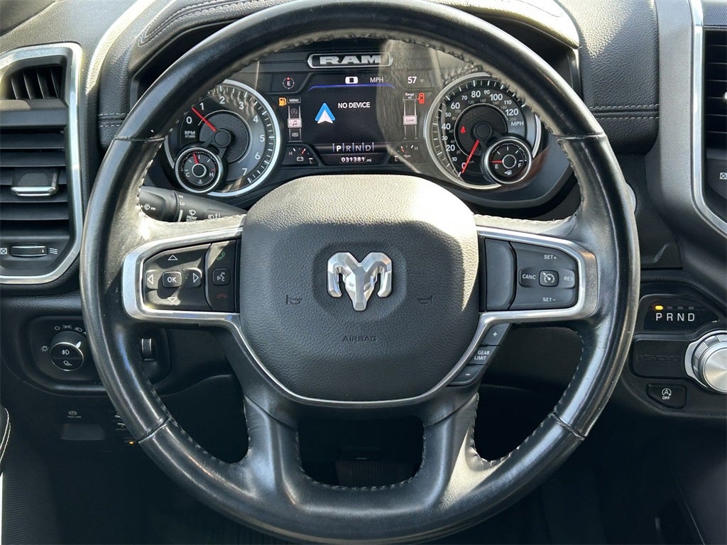 2022 RAM 1500 Laramie Crew Cab 4x2 5'7' Box