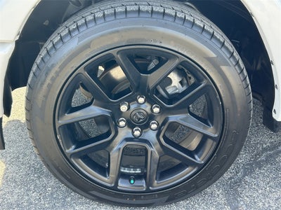 2022 RAM 1500 Laramie Crew Cab 4x2 5'7' Box