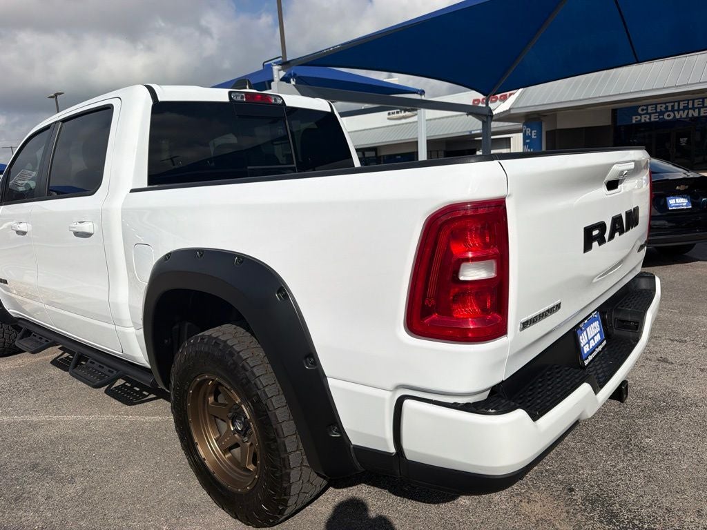 2025 RAM 1500 Big Horn Crew Cab 4x4 5'7' Box