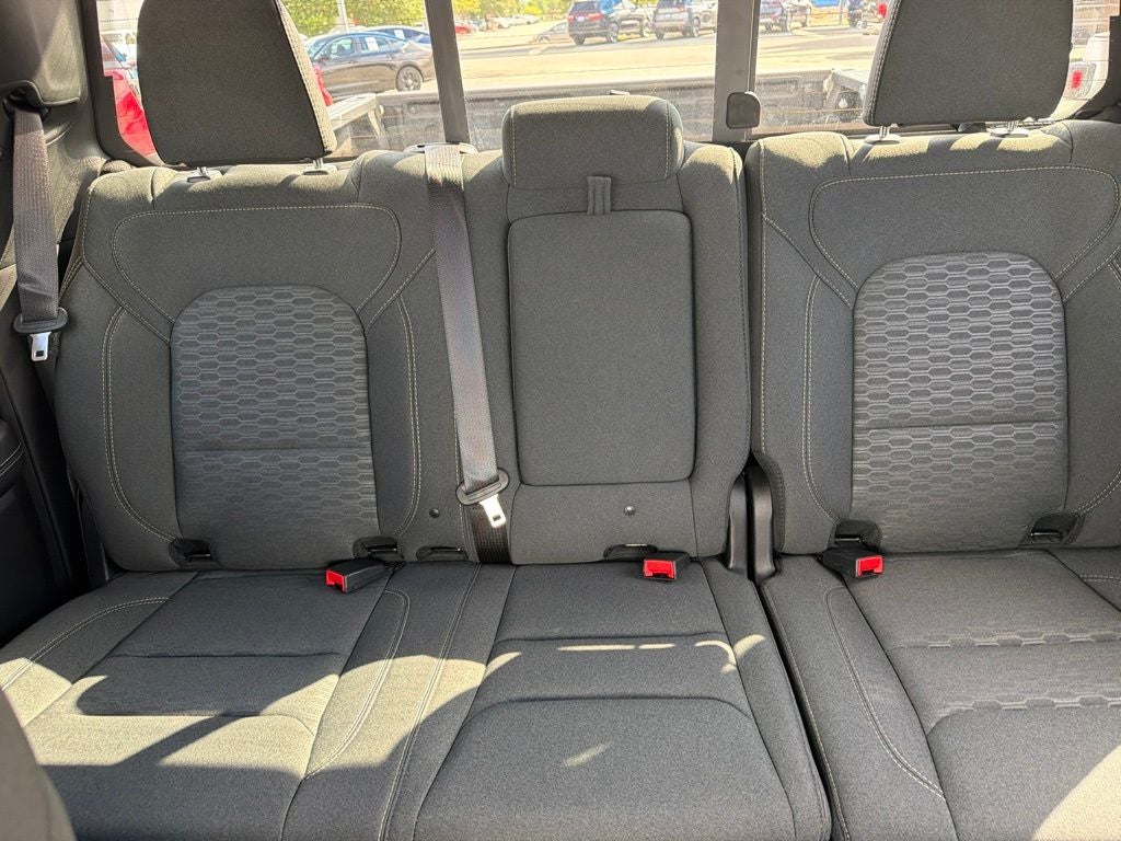 2025 RAM 1500 Big Horn Crew Cab 4x4 5'7' Box