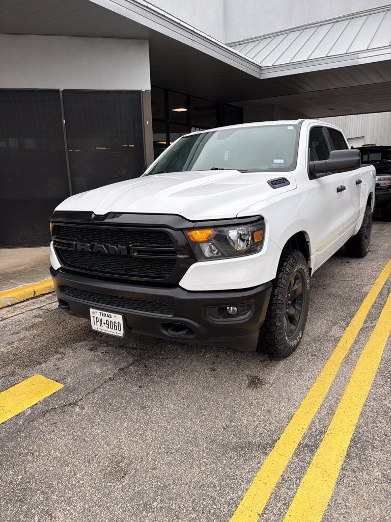 2024 RAM 1500 Tradesman Crew Cab 4x4 5'7' Box