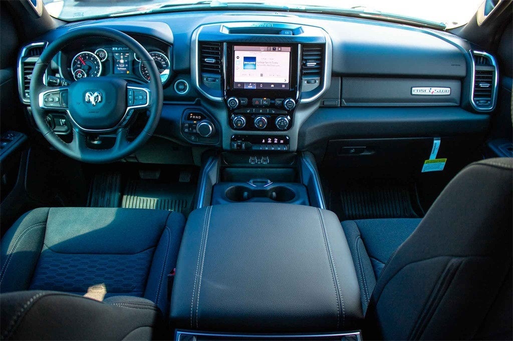 2026 RAM Ram 1500 RAM 1500 LONE STAR CREW CAB 4X4 5'7' BOX