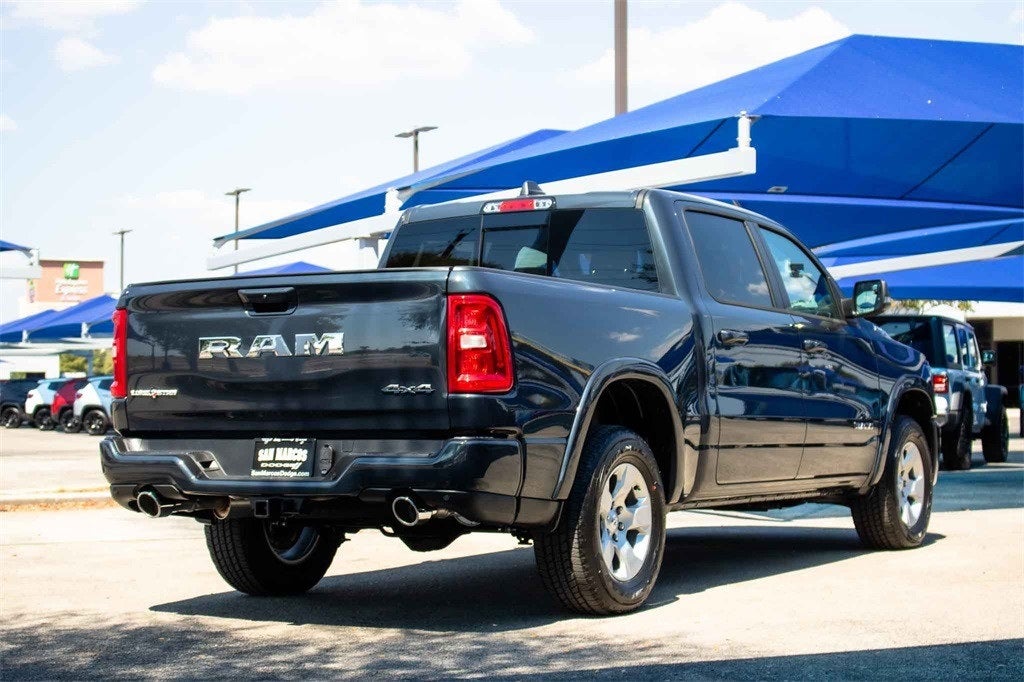 2026 RAM Ram 1500 RAM 1500 LONE STAR CREW CAB 4X4 5'7' BOX