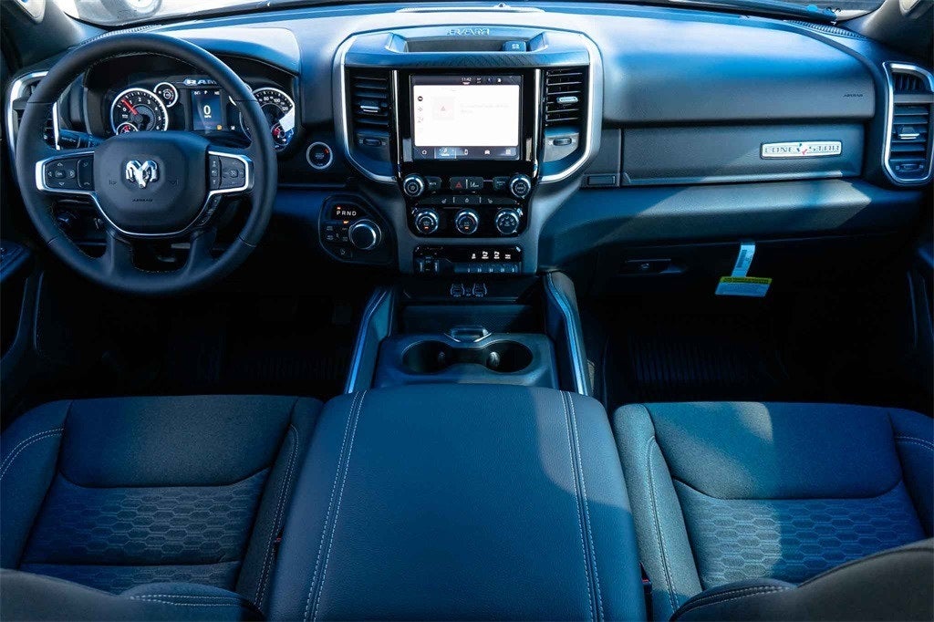 2026 RAM Ram 1500 RAM 1500 LONE STAR CREW CAB 4X4 5'7' BOX