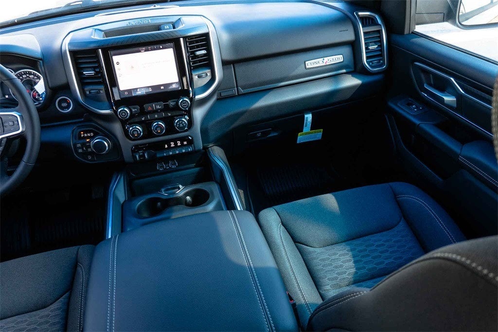 2026 RAM Ram 1500 RAM 1500 LONE STAR CREW CAB 4X4 5'7' BOX