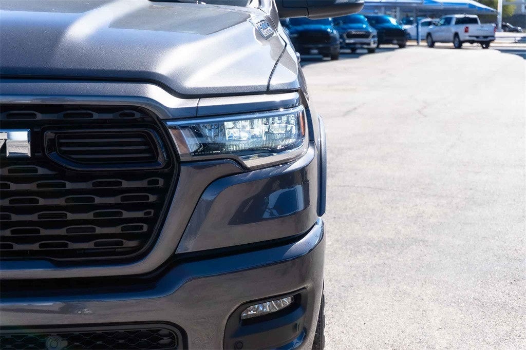 2026 RAM Ram 1500 RAM 1500 LONE STAR CREW CAB 4X4 5'7' BOX