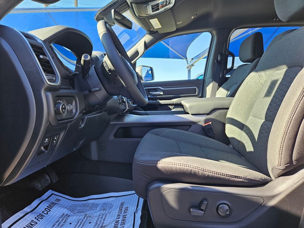 2026 RAM Ram 1500 RAM 1500 LONE STAR CREW CAB 4X4 5'7' BOX