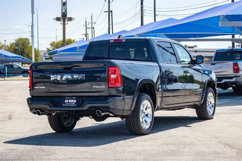 2026 RAM Ram 1500 RAM 1500 LONE STAR CREW CAB 4X4 5'7' BOX