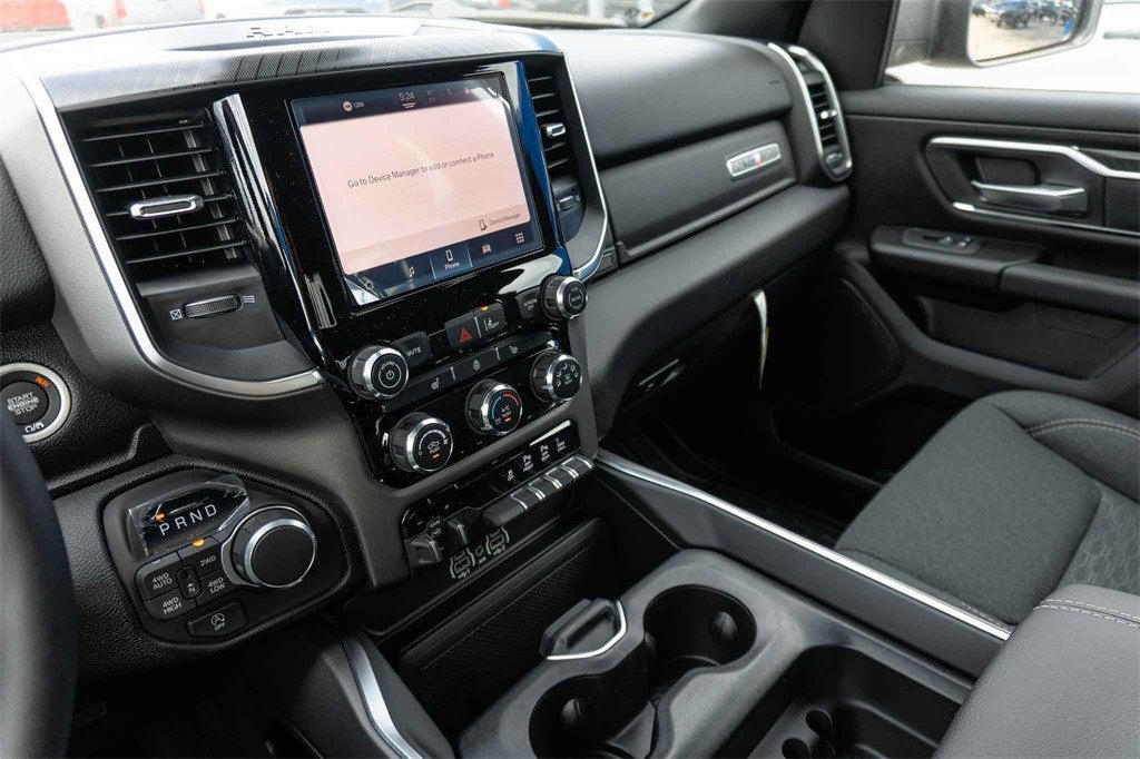 2026 RAM Ram 1500 RAM 1500 LONE STAR CREW CAB 4X4 5'7' BOX