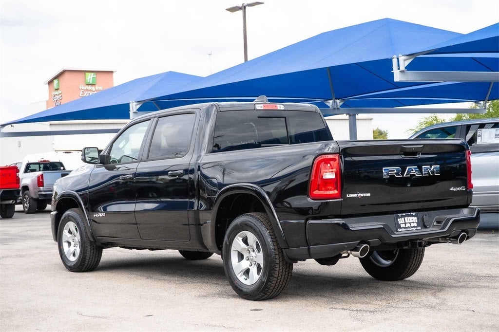 2026 RAM Ram 1500 RAM 1500 LONE STAR CREW CAB 4X4 5'7' BOX