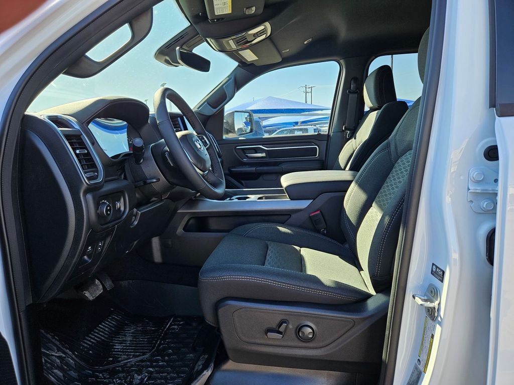 2026 RAM Ram 1500 RAM 1500 LONE STAR CREW CAB 4X4 5'7' BOX