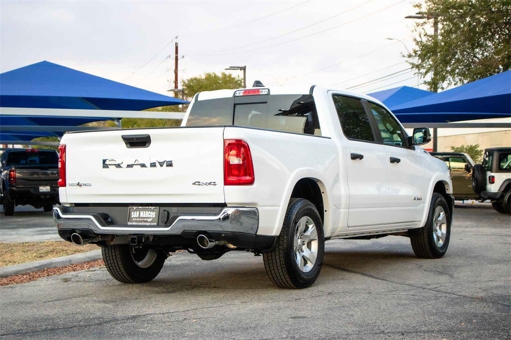 2026 RAM Ram 1500 RAM 1500 LONE STAR CREW CAB 4X4 5'7' BOX
