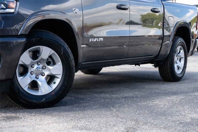 2026 RAM Ram 1500 RAM 1500 LONE STAR CREW CAB 4X4 5'7' BOX