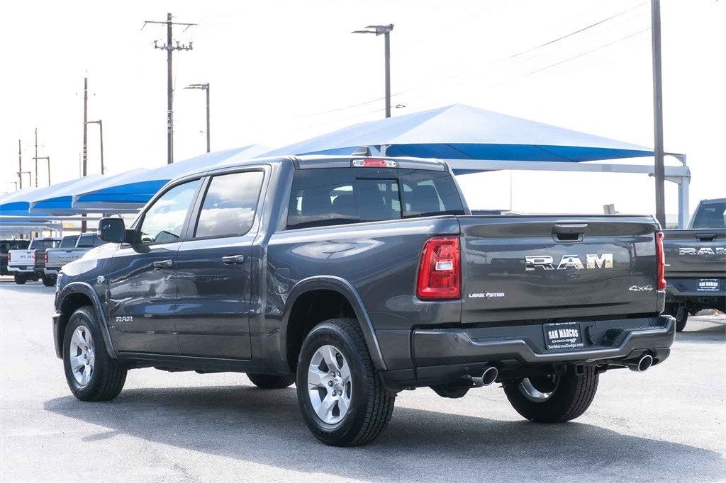 2026 RAM Ram 1500 RAM 1500 LONE STAR CREW CAB 4X4 5'7' BOX