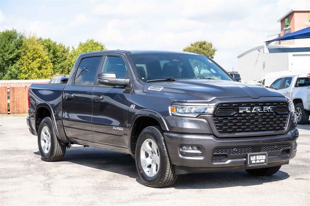 2026 RAM Ram 1500 RAM 1500 LONE STAR CREW CAB 4X4 5'7' BOX