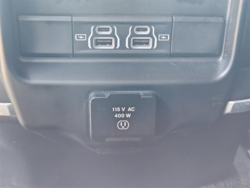 2022 RAM 1500 Lone Star Crew Cab 4x4 5'7' Box