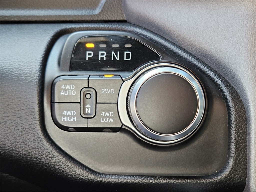 2022 RAM 1500 Lone Star Crew Cab 4x4 5'7' Box