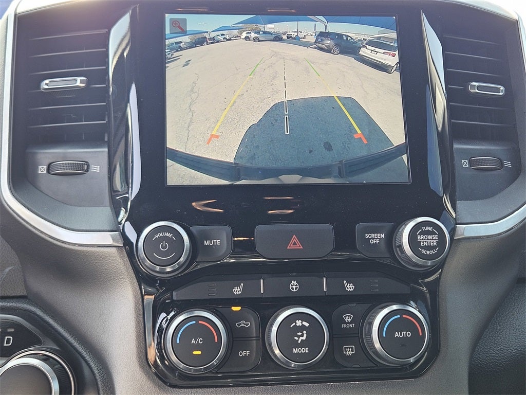 2022 RAM 1500 Lone Star Crew Cab 4x4 5'7' Box