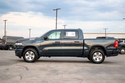 2026 RAM Ram 1500 RAM 1500 LONE STAR CREW CAB 4X4 5'7' BOX