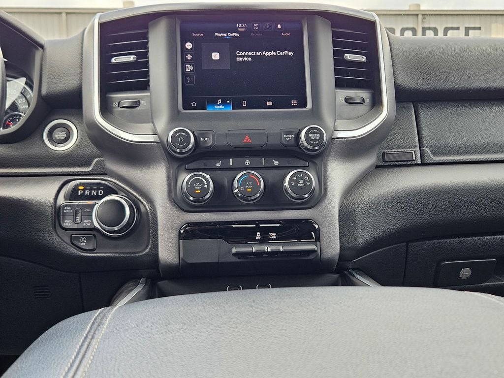 2023 RAM 1500 Big Horn Crew Cab 4x4 5'7' Box