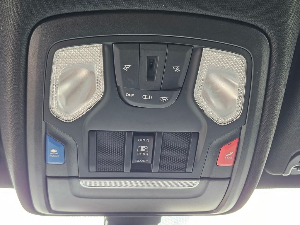 2023 RAM 1500 Big Horn Crew Cab 4x4 5'7' Box