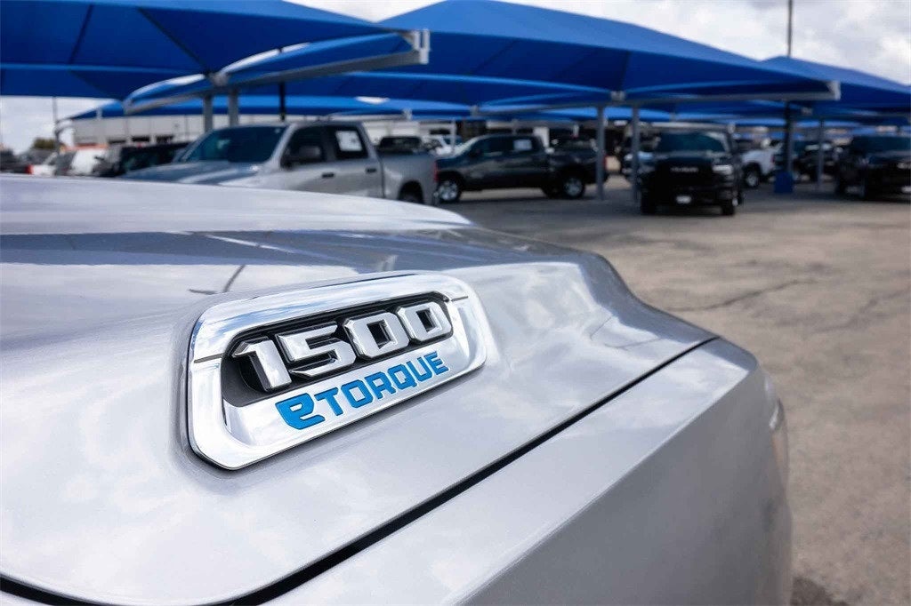 2026 RAM Ram 1500 RAM 1500 LONE STAR CREW CAB 4X4 5'7' BOX